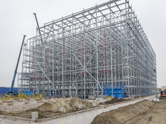 Megamagazijn in aanbouw bij A.C. Rijnberg