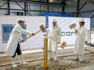 Eerste paal voor nieuwe slittinglijn Euro-Mit Staal