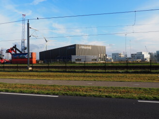 Bedrijfspand op zichtlocatie