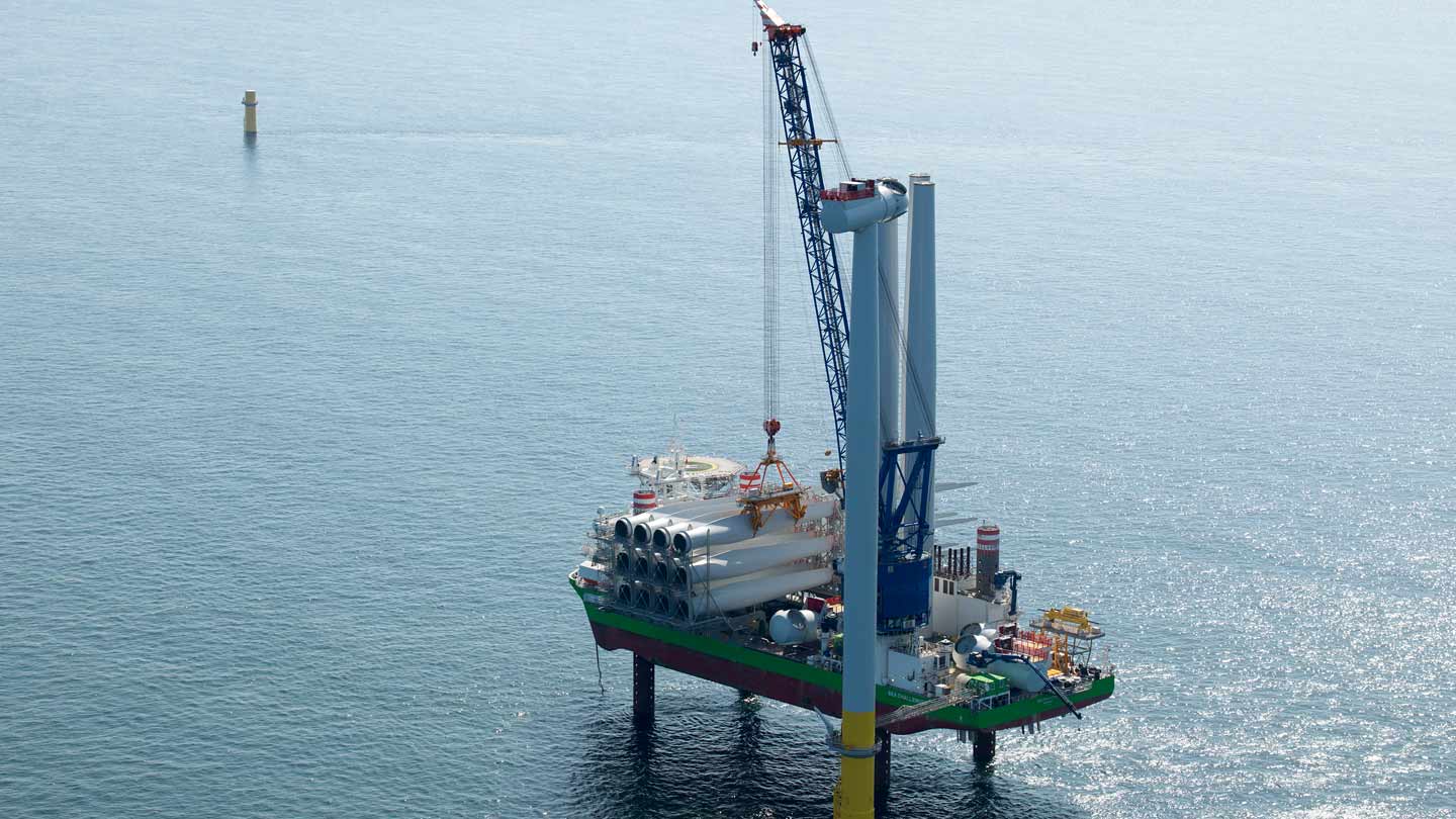 De eerste turbine van Borssele 1 & 2